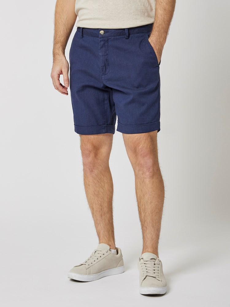 Carl shorts 7502923_C27-VESB-H23-Modell-Front_chn=vic_7748.jpg_Front||Front