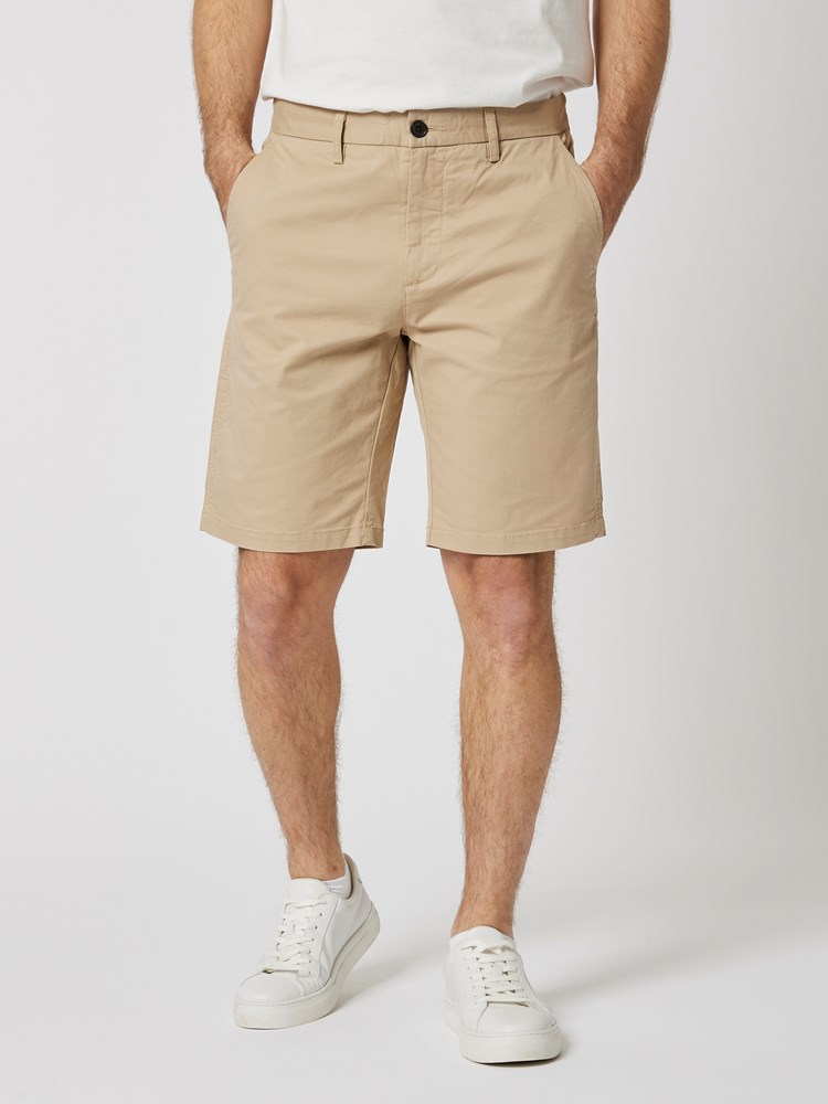 Crew chino shorts 7503247_APX-MRCAPUCHIN-H23-Modell-Front_chn=vic_7623.jpg_Front||Front