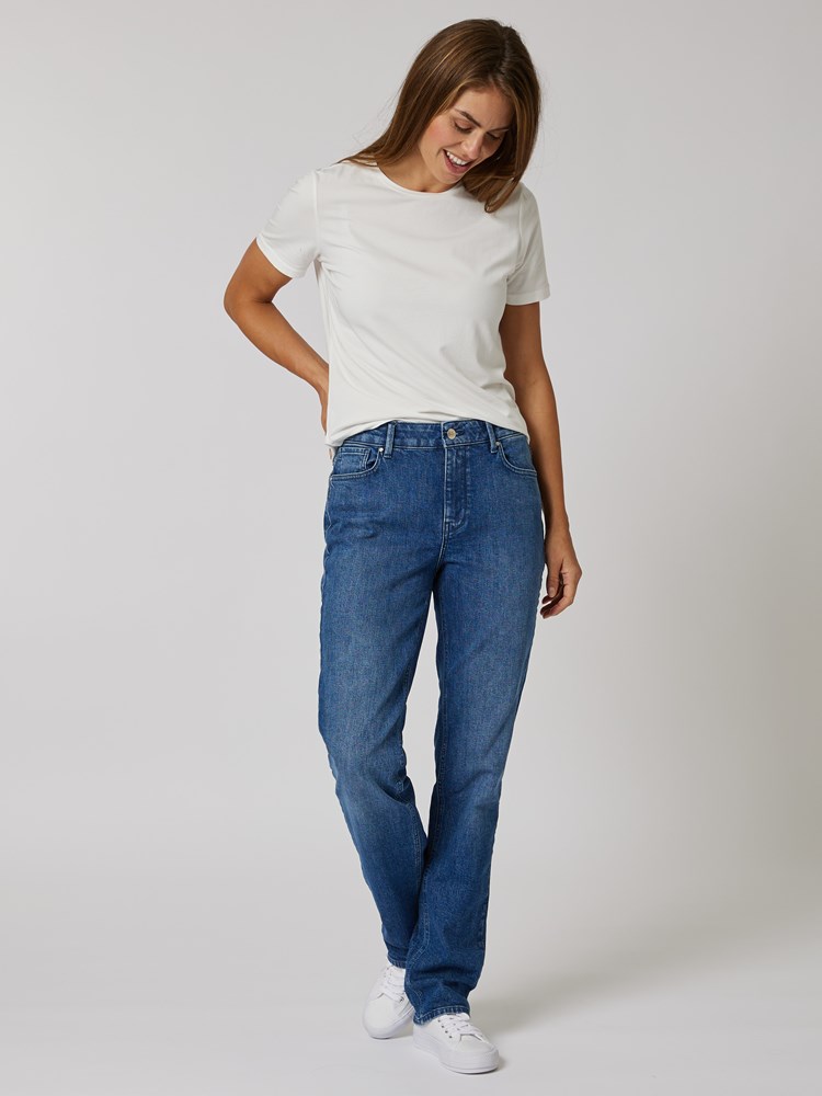 Beau straight jeans 7504838_DAA-BLU-A23-details_chn=vic_4039_Beau straight jeans DAA_Beau straight jeans DAA 7504838.jpg_